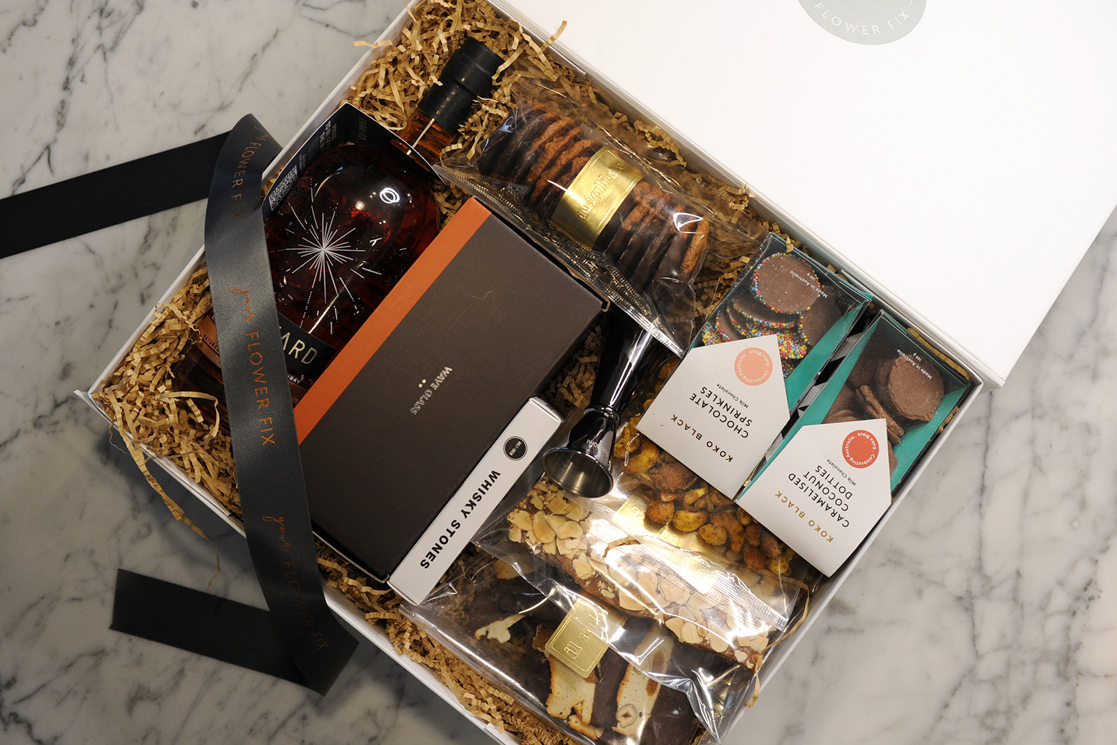 Whisky Drink & Eat with Tumblers Gift Box - Extraordinary