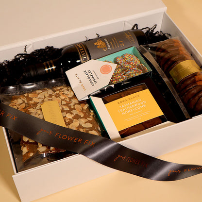 Wine and Nibble Gift Box