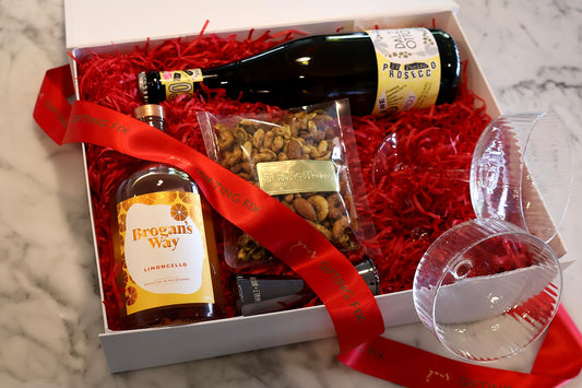 A Limoncello Christmas Gift Box