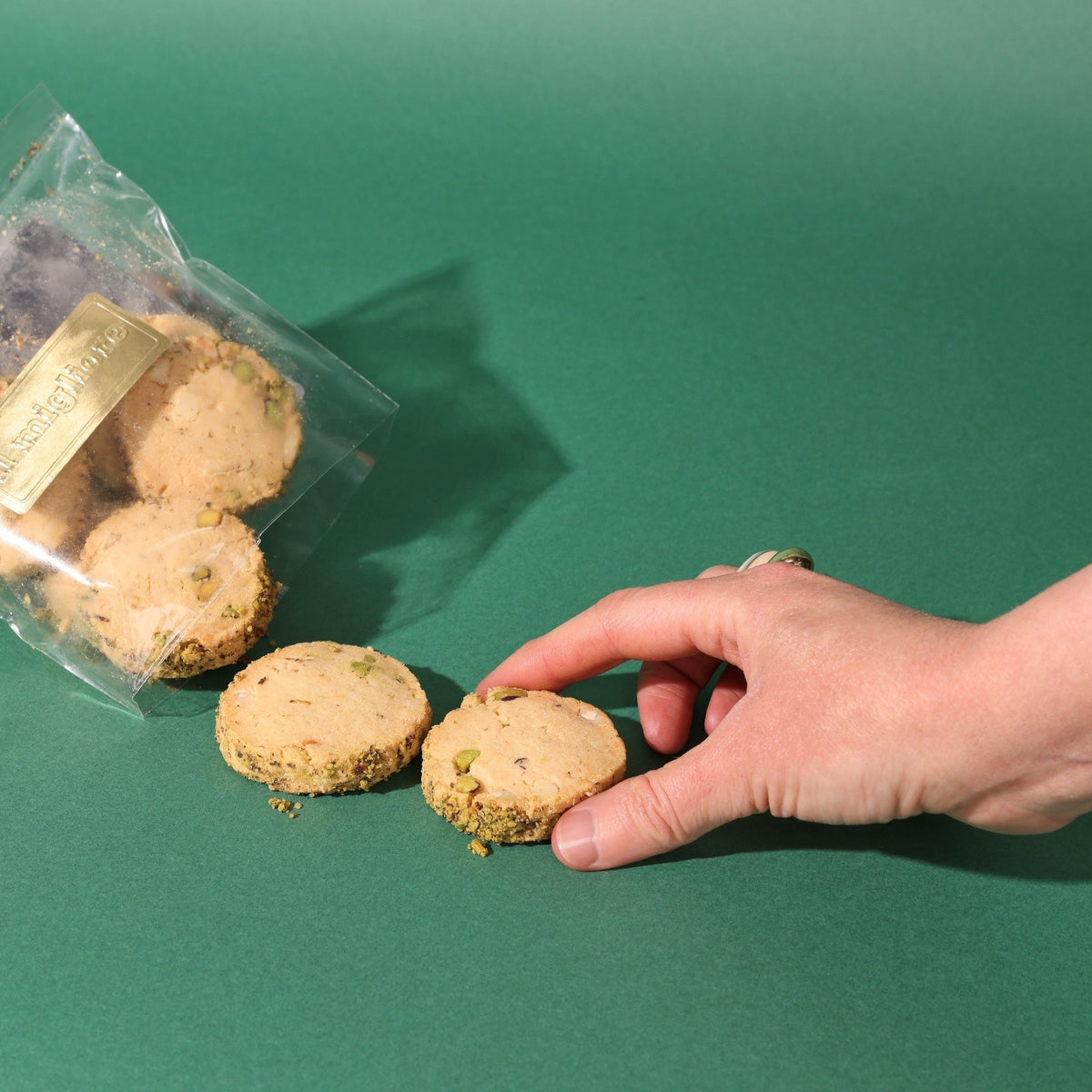 il Migliore - Macadamia & Pistachio Shortbread with Lemon Myrtle